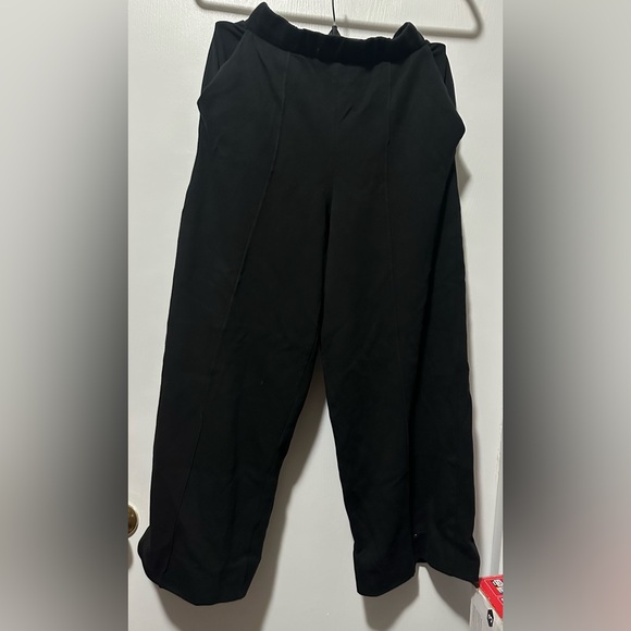 Zara Pants - Zara Women's Black Cropped Pants